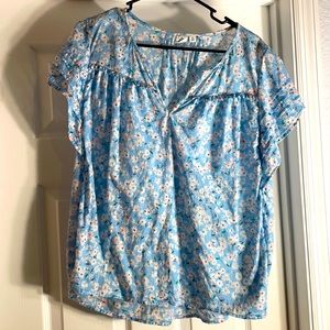 Light Airy XL Gap blouse